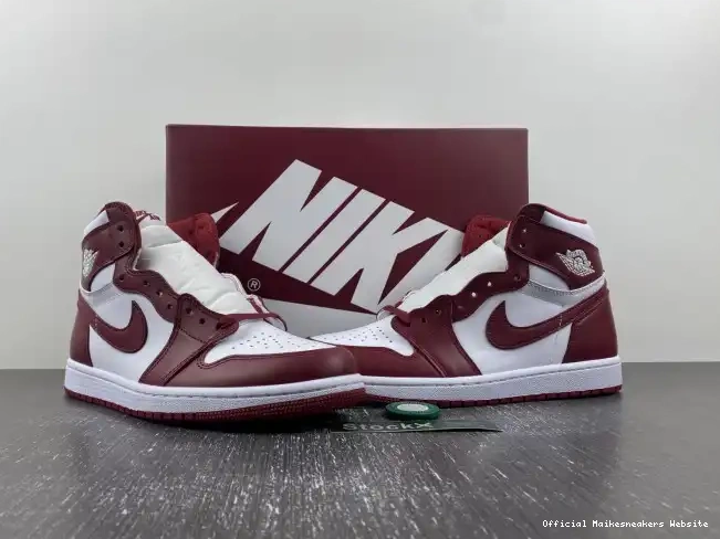 Official Maikesneakers OG Jordan DZ5485-160 Red Air Team High 1 0522